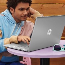 Portátil HP 17-cn2001sf i3-1215U/8GB/512SSD/17.3 FHD/Windows 11 - Teclado Francés