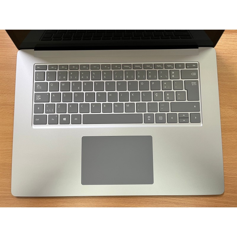 Microsoft Surface Laptop 4 (15'' Tátil - AMD Ryzen 7 4980U - RAM: 8 GB - 256 GB SSD - Teclado Convertido em PT)