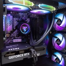 Desktop Imperial AMD Ryzen 7 5800X / 32 GB / SSD de 2 TB / RX 9070 XT 16GB